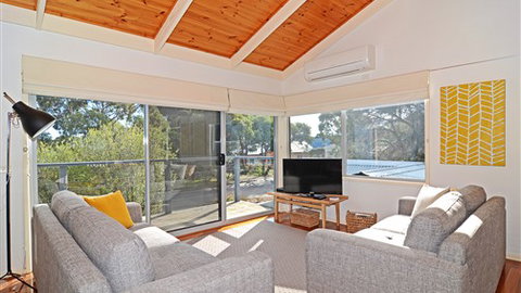 Barrakee Beach House - Anglesea - Rental Cars 0