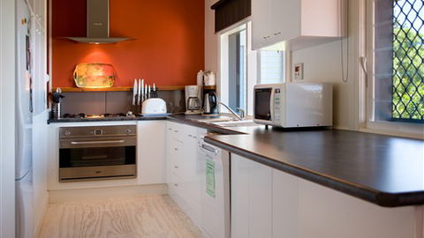 Arabella Heights- Daylesford - Rental Cars 3