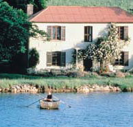 Adelaide Hills Country Cottages - Apple Tree Cottage - Rental Cars