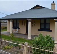 Agnes Cottage Bed and Breakfast - Rental Cars