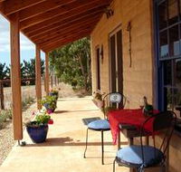 Dee's Villa - Rental Cars