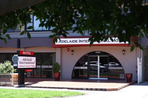 Adelaide International Motel - Rental Cars 0