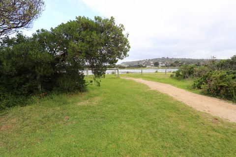 Anglesea Family Caravan Park - Rental Cars 9