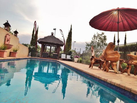 Berri Bed And Breakfast - Rental Cars 2