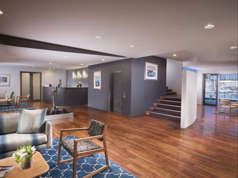 Somerset On The Pier Hobart - Rental Cars 2