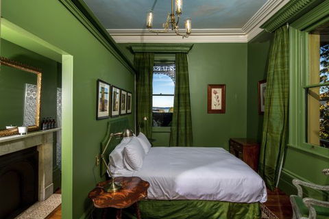 The Corinda Collection - Rental Cars 5