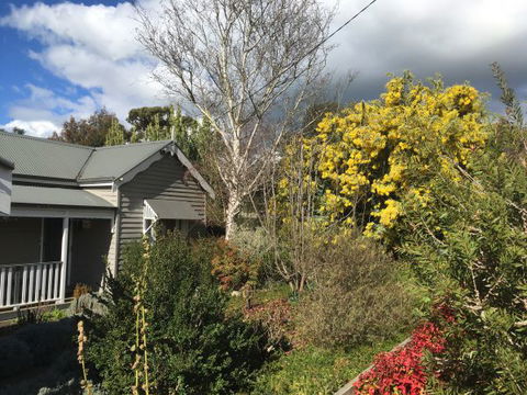 Valley View Cottage - Rental Cars 4