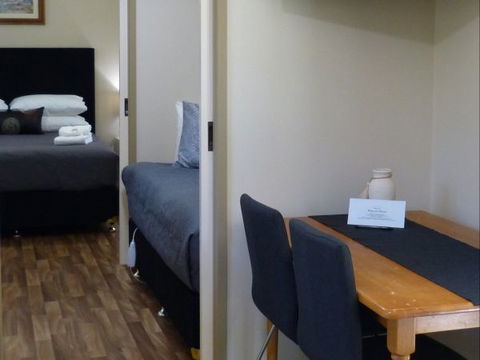 Watervale Retreat - Rental Cars 3