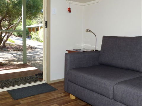 Watervale Retreat - Rental Cars 4