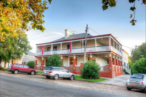 Athelstane House - Rental Cars 0