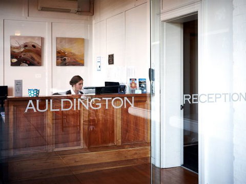 Auldington - Rental Cars 7