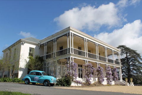 Claremont House - Rental Cars 1