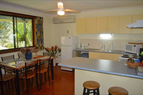 Halcyon Retreat - Rental Cars 4