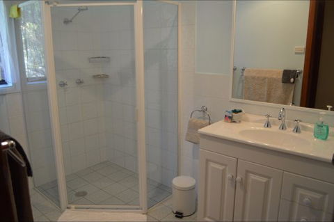 Halcyon Retreat - Rental Cars 6