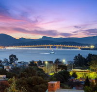 Long Beach House - Rental Cars