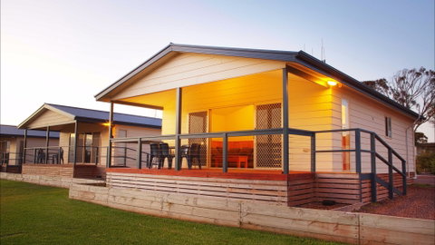 Discovery Parks - Whyalla Foreshore - Rental Cars 0