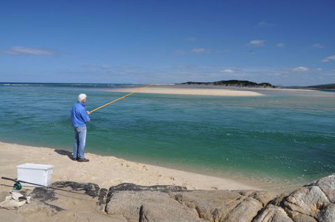 North East River Camping Ground - Rental Cars 4