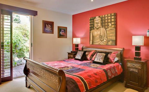Avocado Sunset Bed & Breakfast - Rental Cars 6