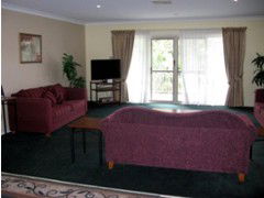 Beaches Serviced Apartments - Rental Cars 4
