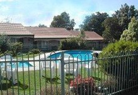 Bendigo Welcome Stranger Motel - Rental Cars