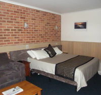 BEST WESTERN Colonial Motor Inn Bairnsdale - Rental Cars
