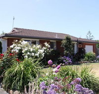 Birchwood Devonport Self Contained self catering Accommodation - Rental Cars