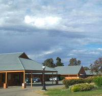 Bishop's Lodge Motor Inn - Rental Cars