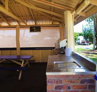 Burnett Heads Holiday Park - Rental Cars