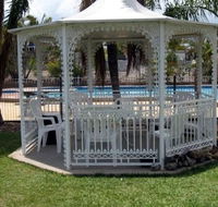 Castle Motor Lodge - Rental Cars