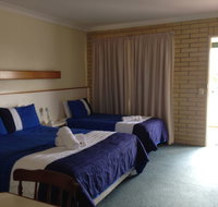 Country Rose Motel - Rental Cars