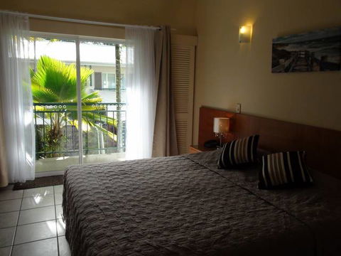 Crystal Garden Resort & Restaurant - Rental Cars 2