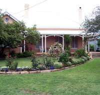 Guy House BB - Rental Cars
