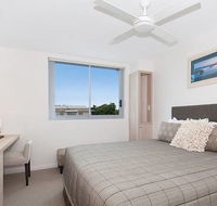 Fairshore Apartments - Rental Cars