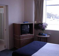 Greenwich Inn Motel - Rental Cars