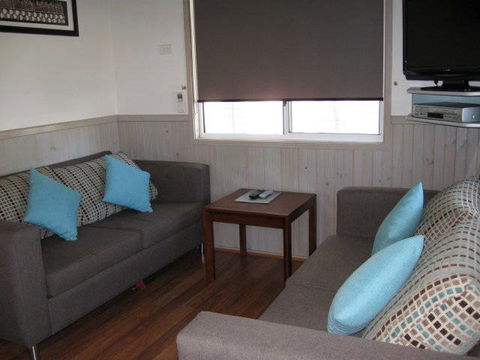 Halifax Holiday Park - Rental Cars 4
