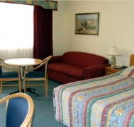 Highlands Motor Inn - Rental Cars