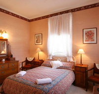 Hillview House - Rental Cars