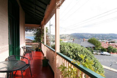 Hillview House - Rental Cars 2