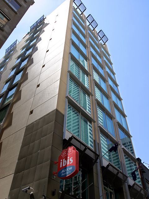 Ibis Melbourne Little Bourke Street - Rental Cars 0