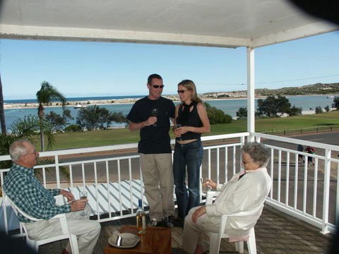 Kalbarri Seafront Villas - Rental Cars 3