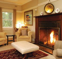 Links House Hotel Bowral - Rental Cars