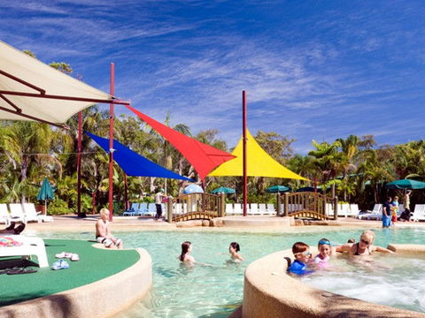 NRMA Ocean Beach Holiday Park - Rental Cars 0