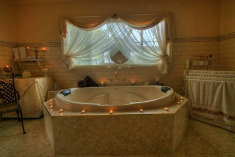 Peppermint Springs Retreat & Day Spa - Rental Cars 4