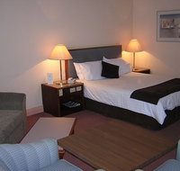 Quality Hotel Bathurst - Rental Cars