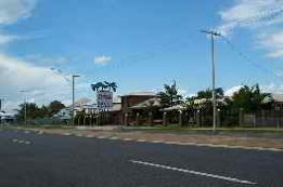 Rockhampton Palms Motor Inn - Rental Cars 0