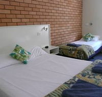 Rosebourne Gardens Motel - Rental Cars
