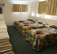Sapphire City Motor Inn - Rental Cars