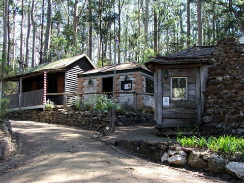 The Original Gold Rush Colony South Coast Accommodation - Rental Cars 4