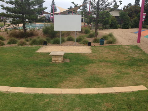 Toowoon Bay Holiday Park - Rental Cars 1