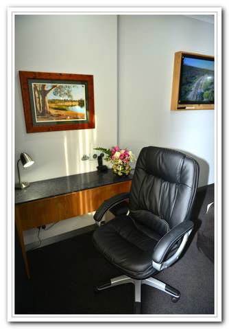 Waikerie Hotel Motel - Rental Cars 2